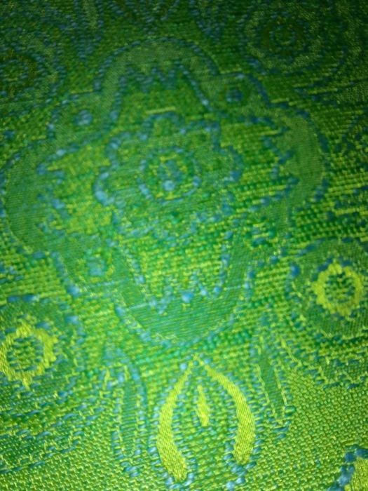 Красивая салатово-голубая скатерть. 160*118см.