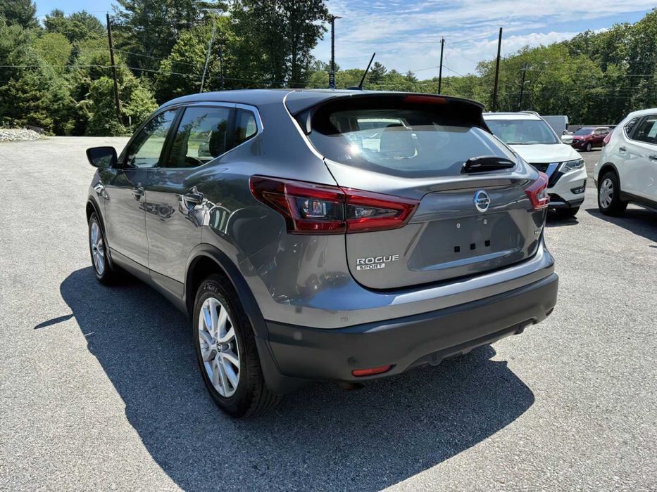 Nissan Rogue Sport SL      2022