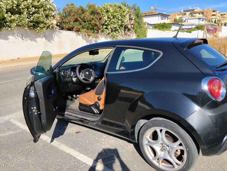 Carro Alfa Romeu Mito
