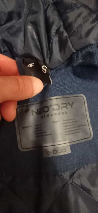 Kurtka narciarska 4F S damska zimowa membrana 5000
