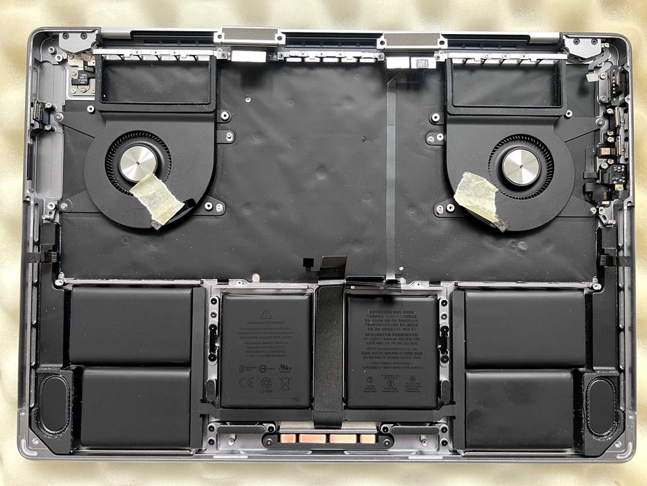 Розбірка MacBook 14 Pro 2023 A2779 (A2442 A2485) Space Gray Silver