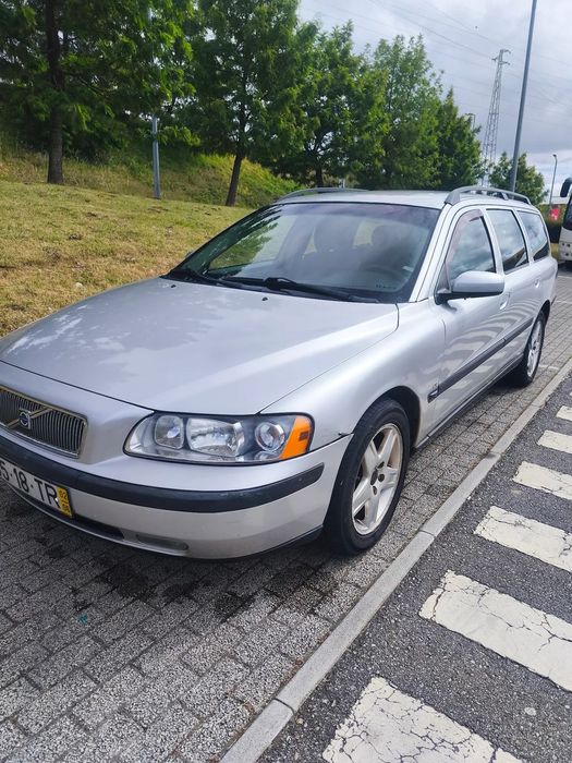 Volvo V70 2.4 D5