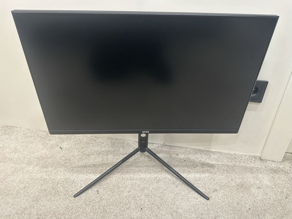 Монитор 27" QUBE Overlord G27Q180
