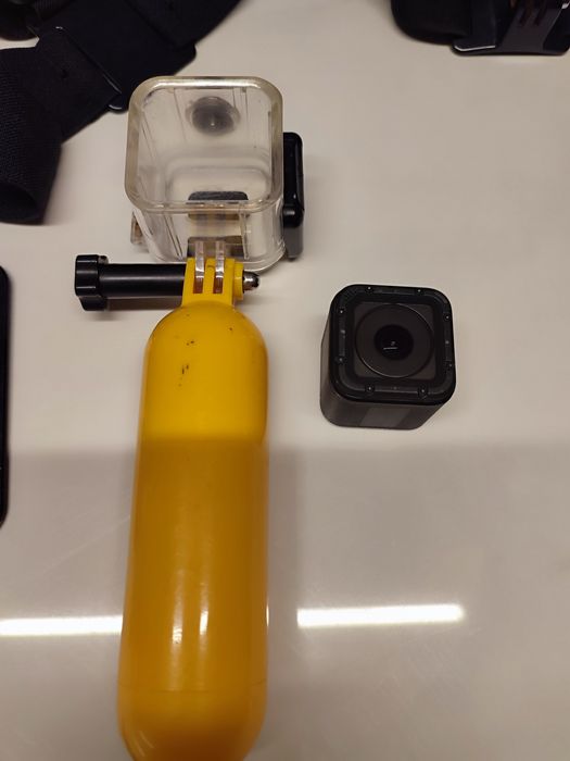 Sprzedam używana Go Pro Hero Session 4 z akcesoriami