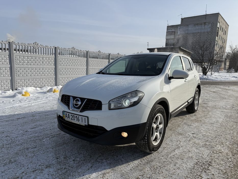 Nissan Qashqai 2011 року 2.0 Бензин Автомат