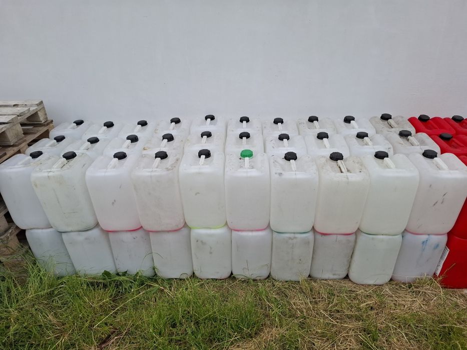 Bańki Kanistry 20l 25l