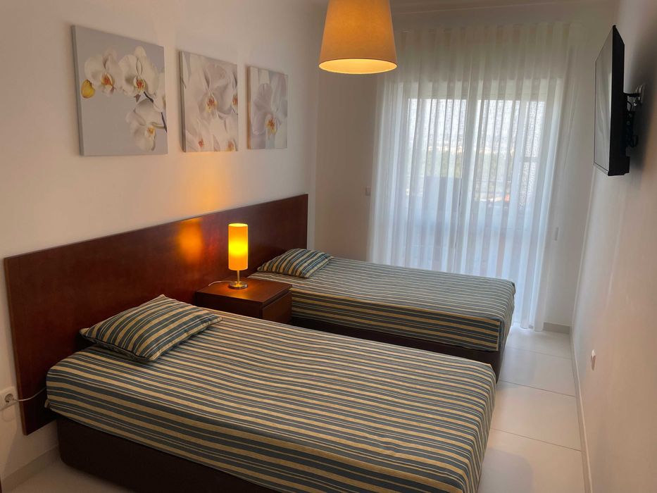 T2 Monte Gordo - 5 mins a pé da praia!