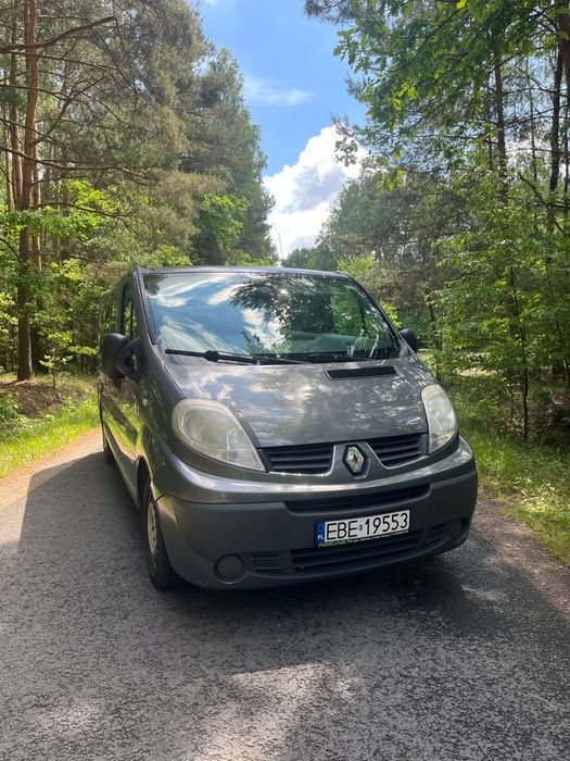 Renualt Trafic II 2.0 115Km - 9 osobowy
