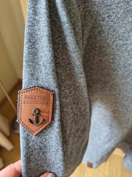 Bluza z kapturem Naketano