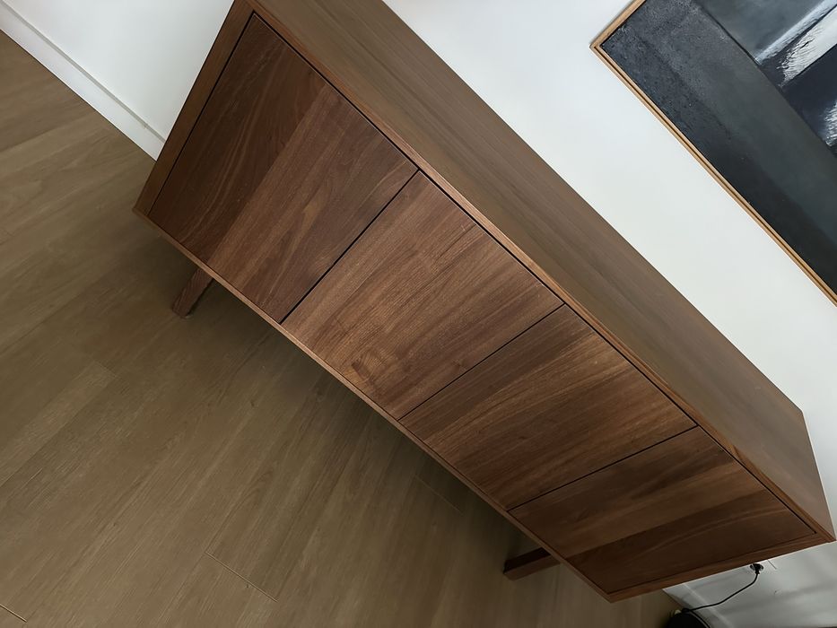 aparador Stochkolm Ikea