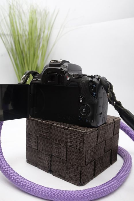 Canon EOS 250D + Canon EF-S 35 mm f2.8 macro | Ідеал повний комплек т