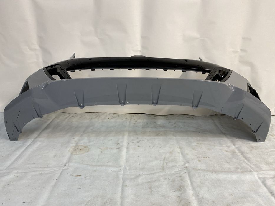 Передній бампер BMW 5 G60