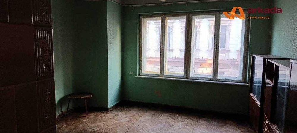 3к квартира в самому центрі міста вул Лесі Українки 5