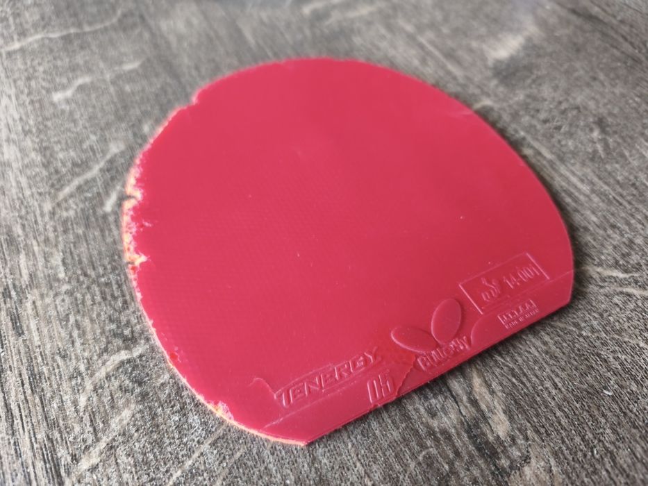 Butterfly Tenergy 05 czerwona podkład Max