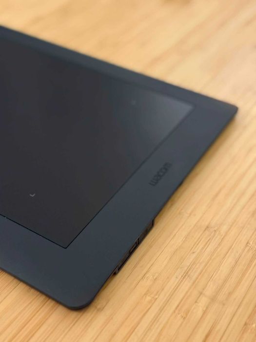 Tablet graficzny Wacom Intuos pro M PTH-651