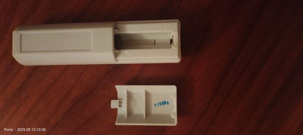 Comando Original Sony RMT-CE95AD para Rádio Cassete (novo)