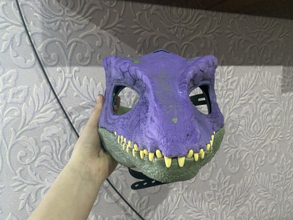 Продам маску гигантозавра