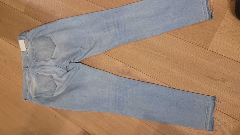 Jeansy Wrangler 27 na 32