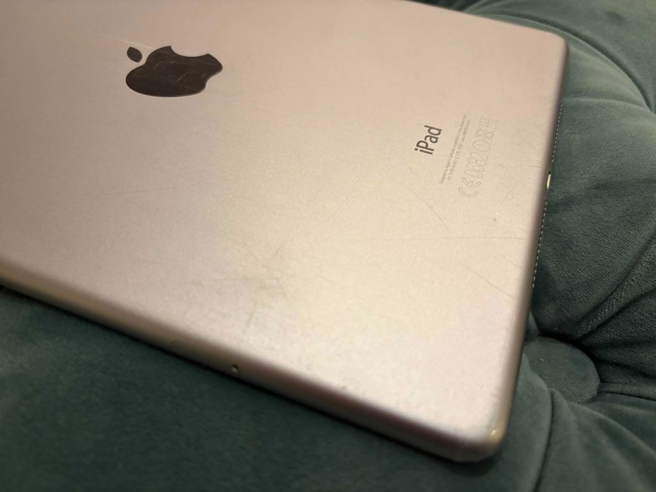 iPad Air Wi-fi Cellular 16GB Space Gray