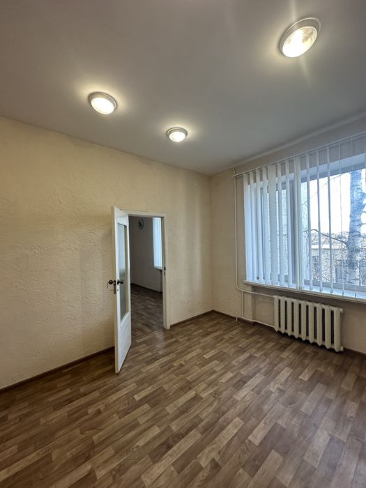 Оренда офісного приміщення. Смілянська 118