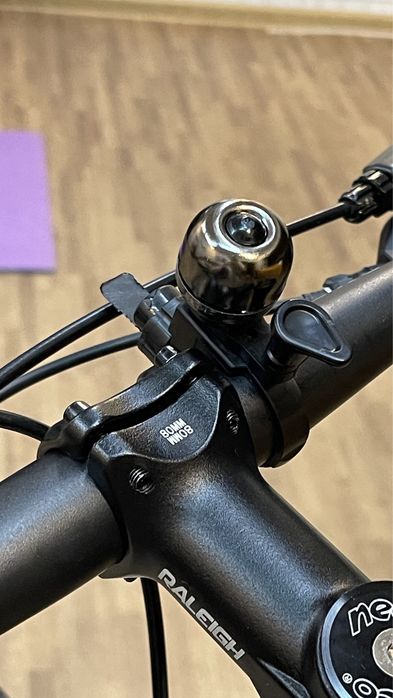 Шосейний велосипед Raleigh