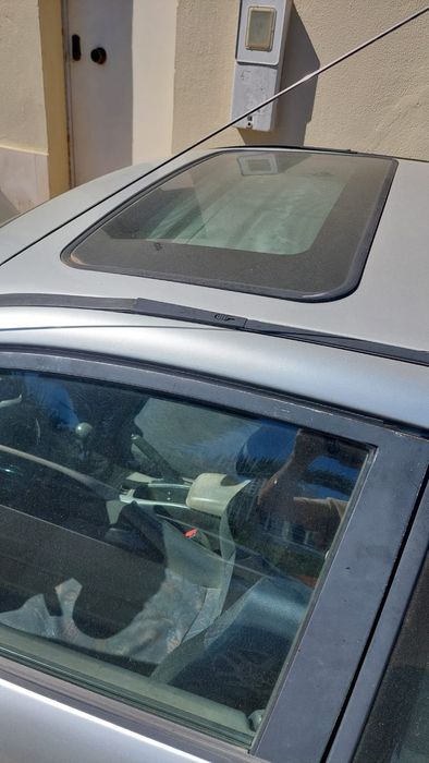 Mitsubishi Colt único dono