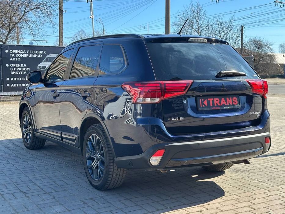 Оренда автомобіля Mitsubishi Outlander у Вінниці. Оренда авто Вінниця