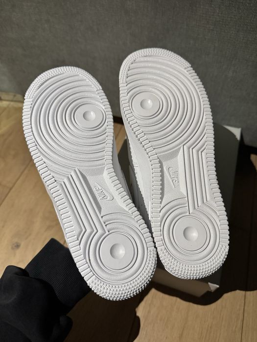 Białe Buty Air Force 1 Nike