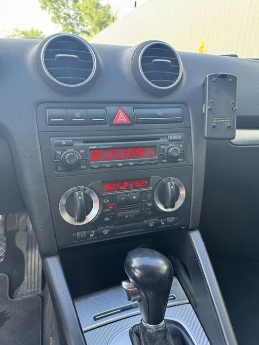 Audi a3 8P 2006рік 1.6mpi автомат
