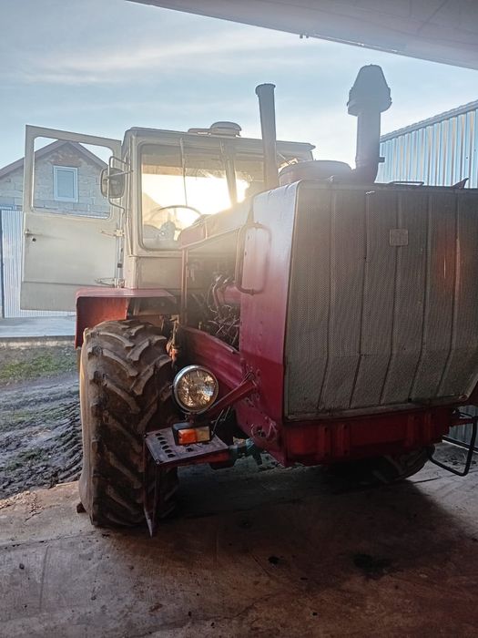 Трактор колісний т 150