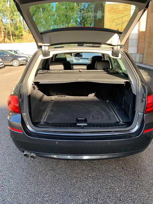 BMW 520 Pele CX Automatica 2011