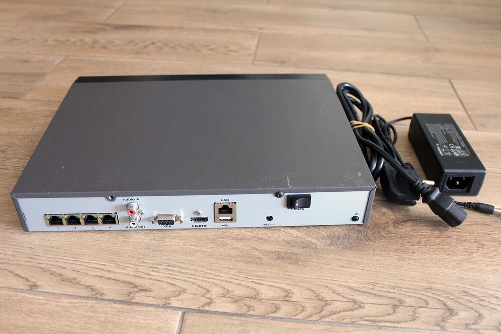 Сетевой видеорегистратор NVR Hikvision DS-7604NI-K1/4P •POE 4k h265+•