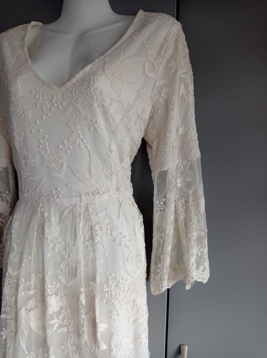 Ecru sukienka M koronkowa