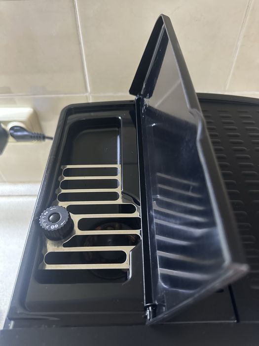 Кофемашина Delonghi CAFFE CORTINA