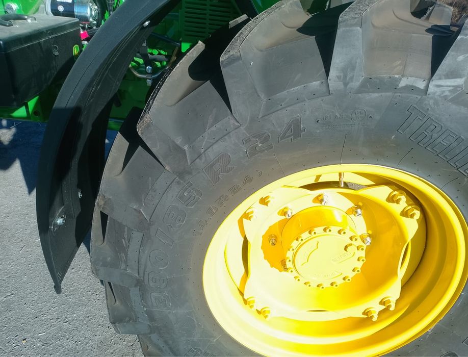 Трактор John Deere 6110B 2025 Новий
