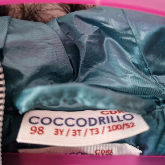 Sprzedam dziewczęcą zimową kurtkę r. 98 coccodrillo
