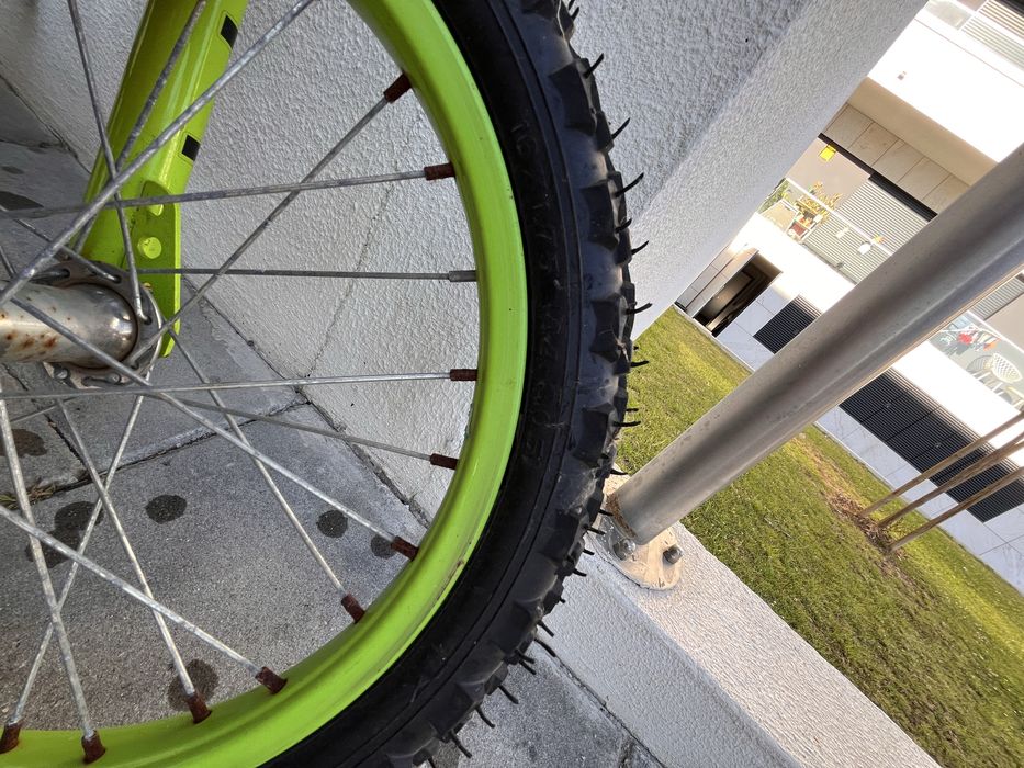 Bicicleta crianca