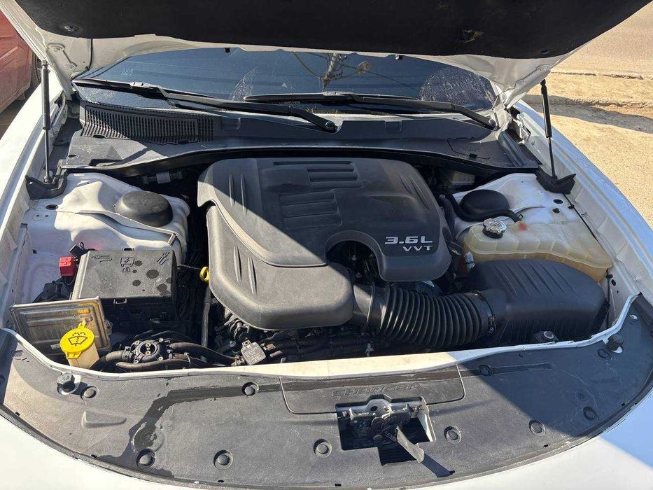 Dodge Charger 2020 awd  3.6