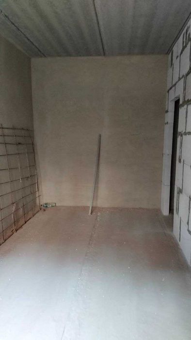 Здана, готова до ремонту 2 к квартира на 1 поверсі