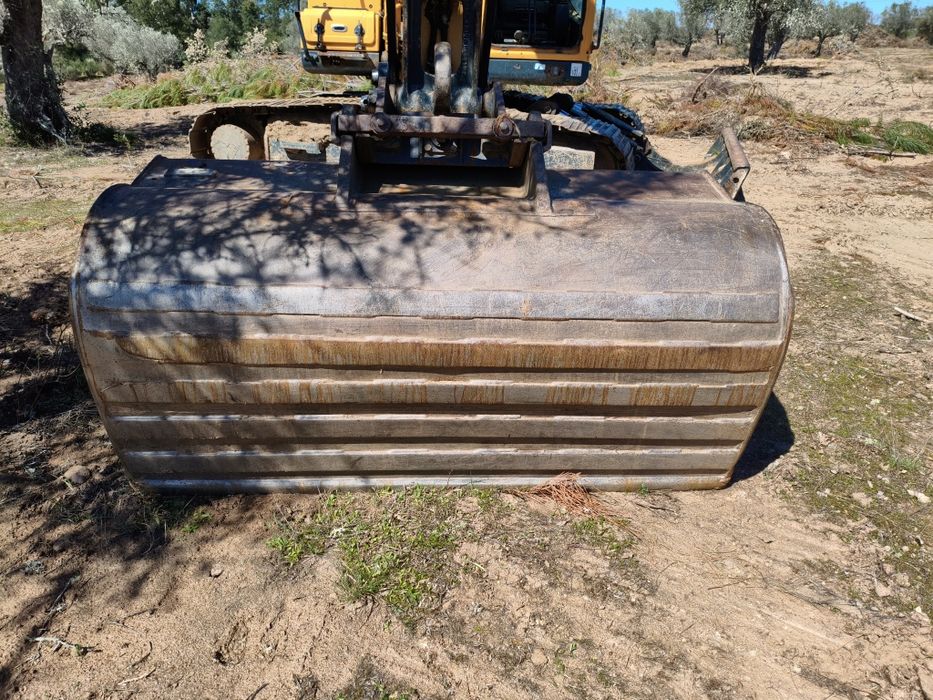 Giratoria  18,8 t Hyundai Robex 160 LC-9A 2016 C/ Lamina 5120 horas