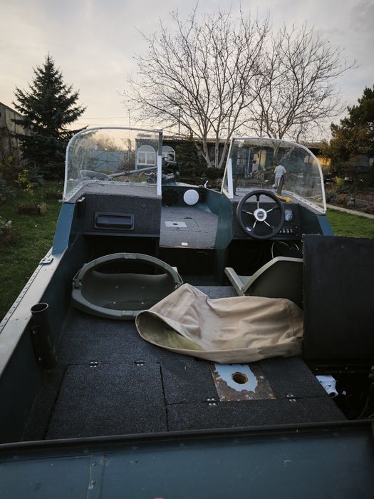 Човен Днепр, лафет та Меркурі 50.