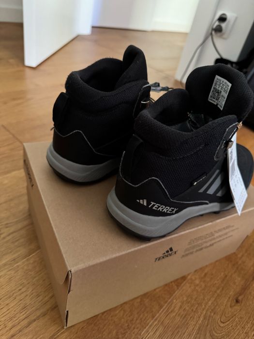 Buty Adidas Terrex Rozmiar 35,5 35 Zimowe Jesienne Gore-Tex wodoodpor