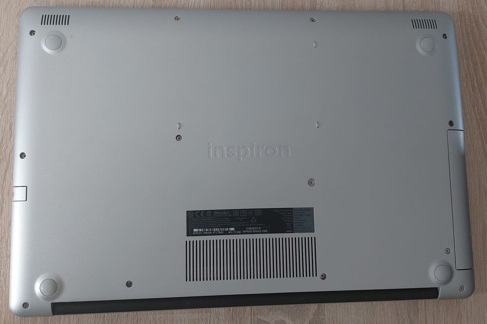 Laptop DELL Inspiron 3793 - i7-1065G7/16GB/512 SSD + 1TB/Win11/MX230