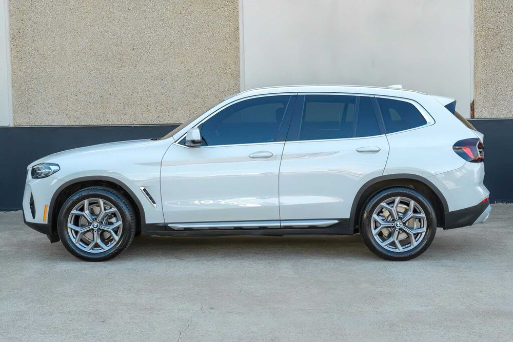 BMW X3 xDrive30i      2023