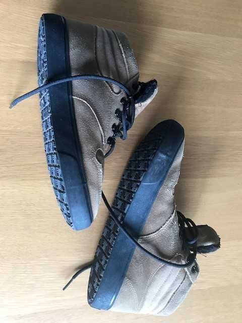 Sapatilhas Bota Castanhas Element T40.5 usadas