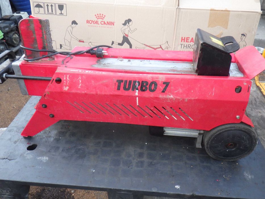 łuparka rębak do drewna Mocny Hydarauliczny Mocny Turbo 7