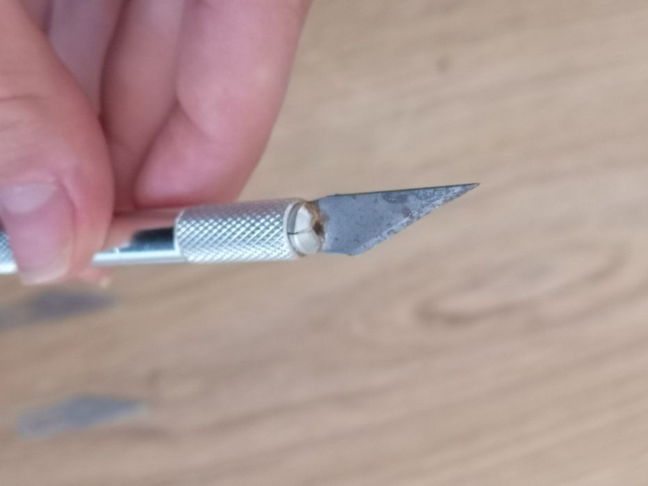 Skalpel nożyk modelarski stan dobry 4 nożyki dodatkowo