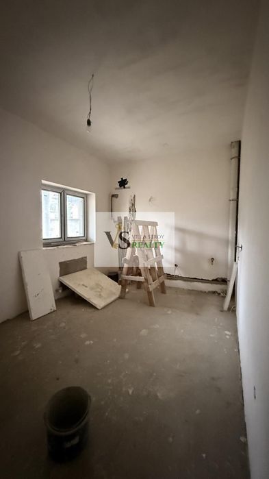 Продаж будинку 4 кімн у Червоному Хуторі