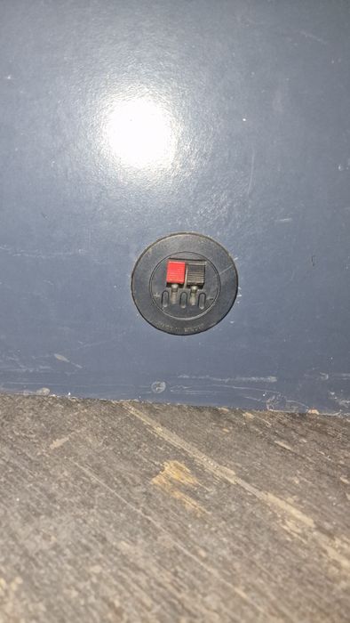 tuba basowa skrzynia subwoofer  Magnat