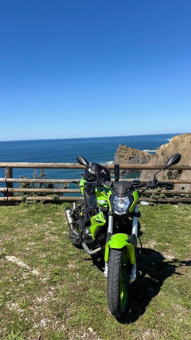 Benelli BN 125 — 2020 | 16.317 km | Akrapovič